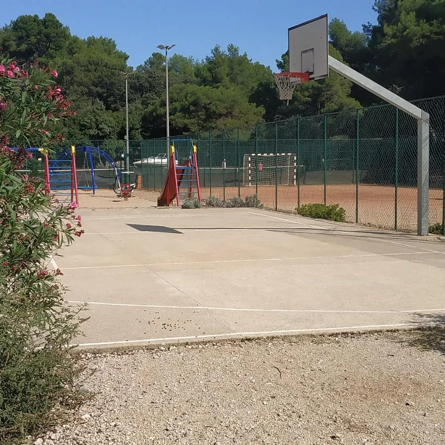 Holiday House Punta Blue & Orange 5M From The Sea, Island Cres Punta Kriza 0*,  Croatia