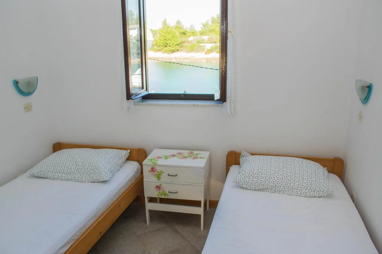 Holiday House Punta Blue & Orange 5M From The Sea, Island Cres Punta Kriza