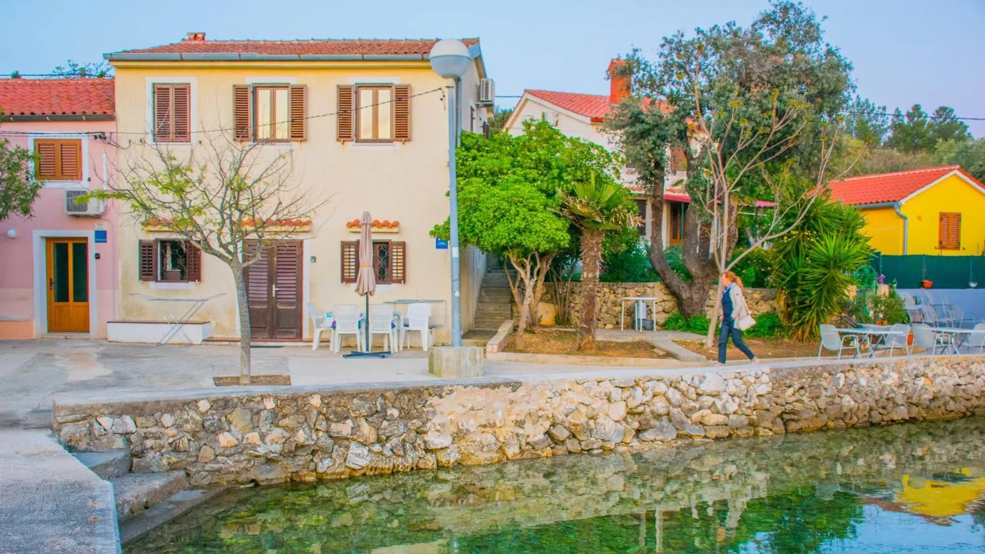 Apartment Holiday House Punta Blue & Orange 5M From The Sea, Island Cres Punta Kriza Croatia