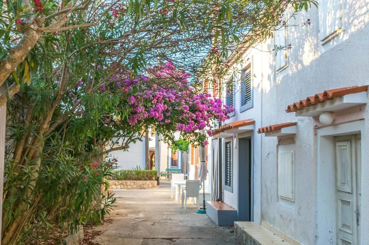 Holiday House Punta Blue & Orange 5M From The Sea, Island Cres Punta Kriza Croatia