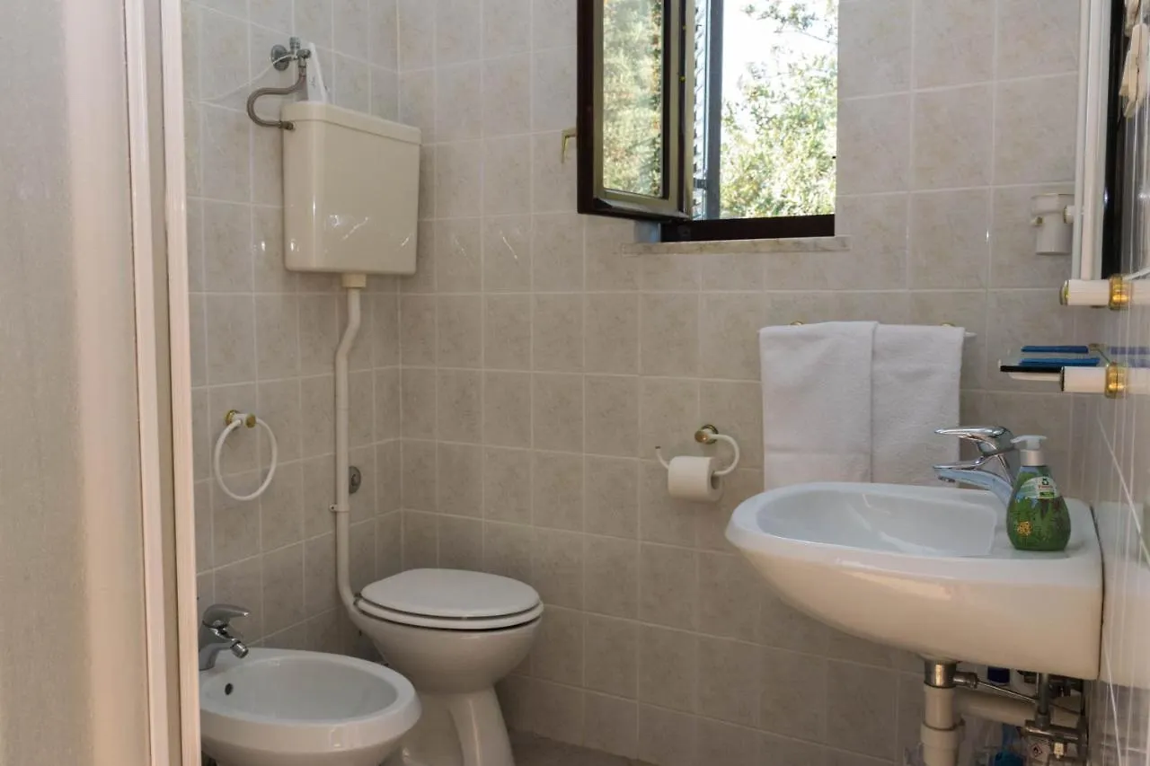 Holiday House Punta Blue & Orange 5M From The Sea, Island Cres Punta Kriza 0*,