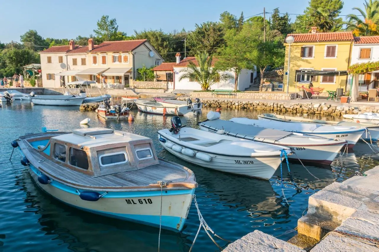 Apartment Holiday House Punta Blue & Orange 5M From The Sea, Island Cres Punta Kriza Croatia