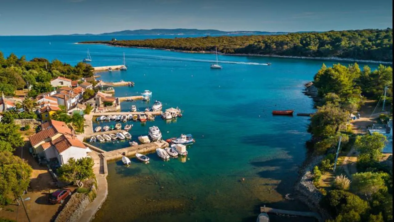 Holiday House Punta Blue & Orange 5M From The Sea, Island Cres Punta Kriza Apartment